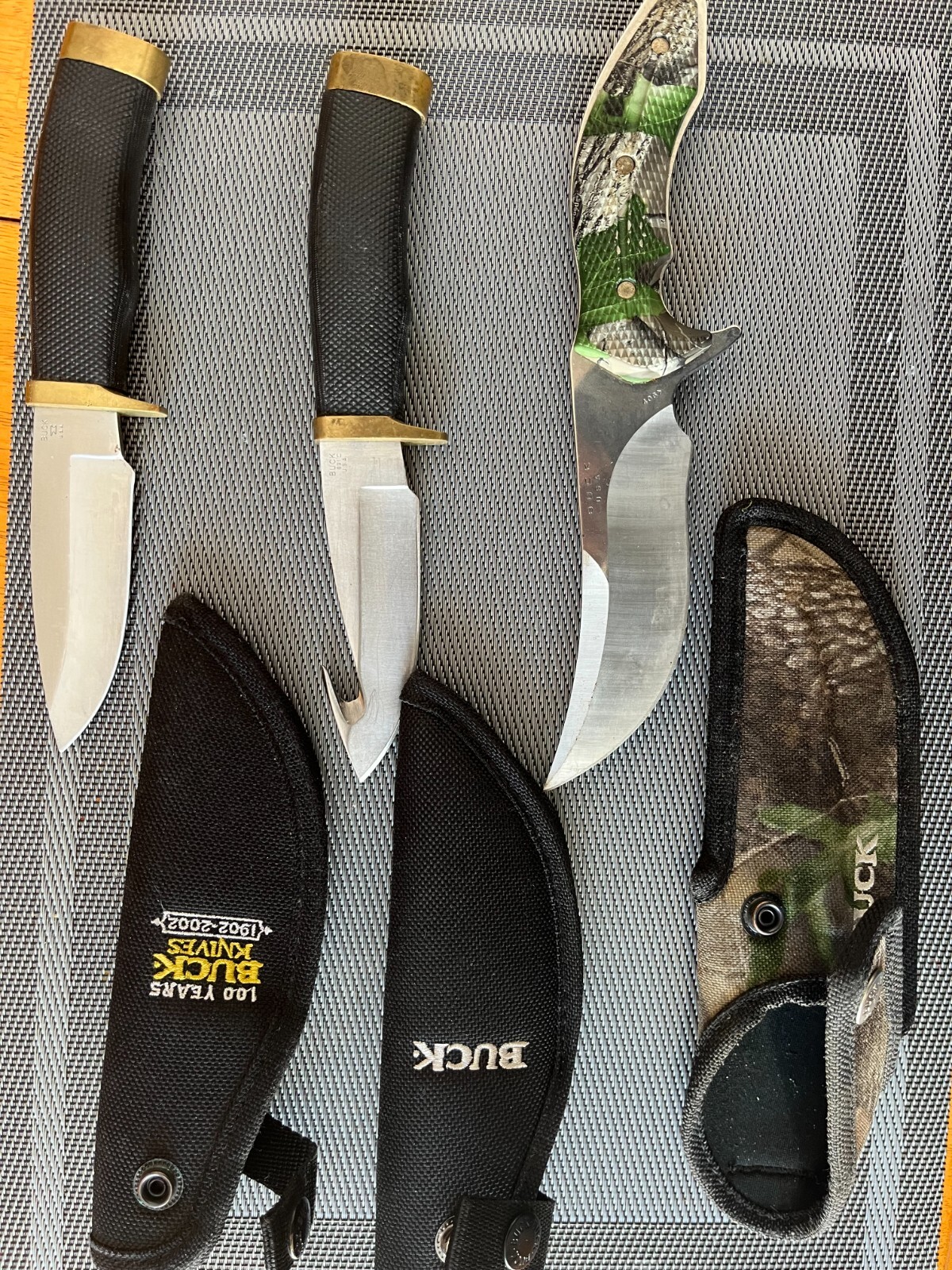 Buck knives eBay