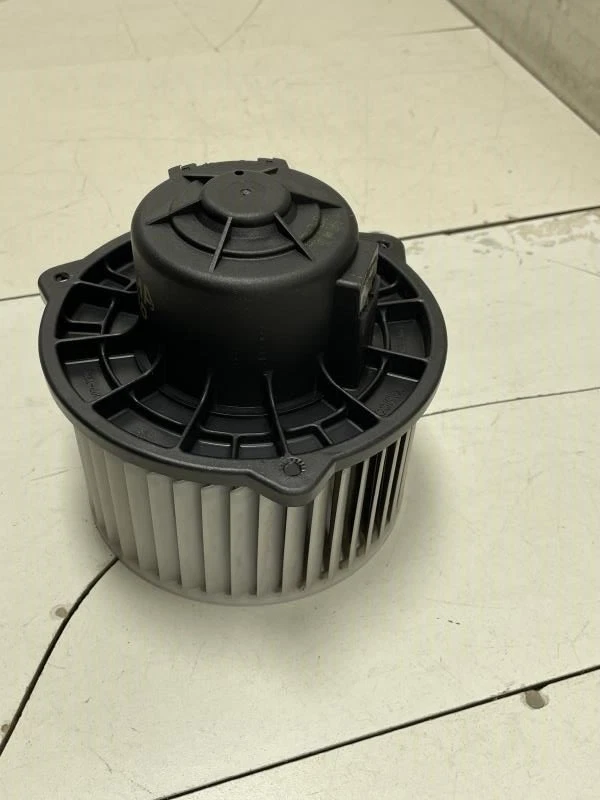 2010 KIA OPTIMA BLOWER FAN OEM+ - Image 3 of 4