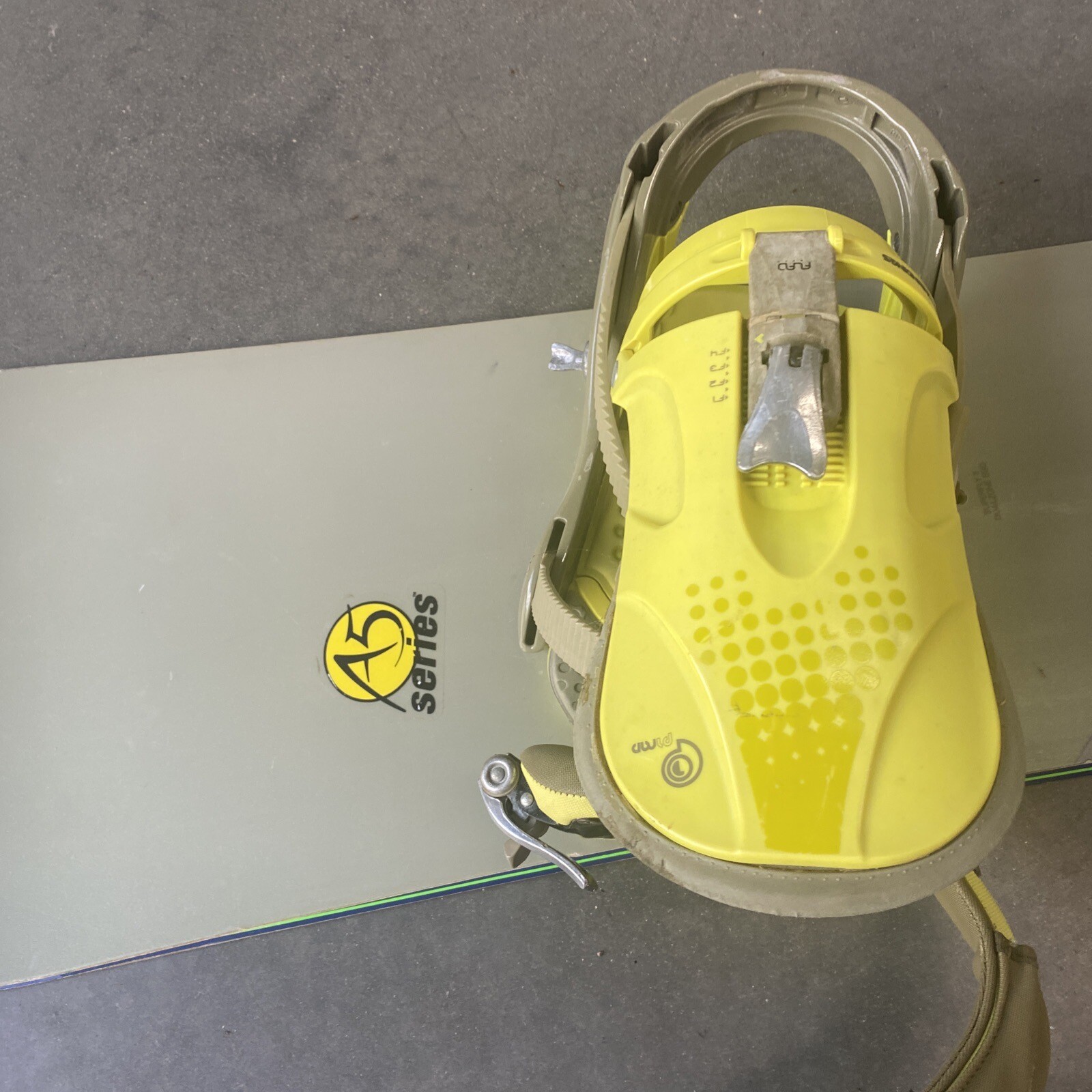 BURTON CUSTOM A5 Series Grey Gray Yellow Snowboard With Bindings Used