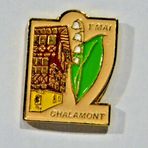 Pin's Chalamont 01 Ain - 1er Mai Brin De Muguet - Maison Traditionnelle - Occasion
