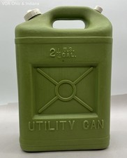 Vintage Green Plastic Utility Can 2.5 Gallon Water Liquid Storage 2-Cap