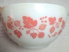 Vtg Pyrex Pink Gooseberry 441 Cinderella Mixing Bowl 1.5 pt USA Excellent