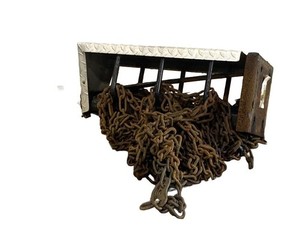 2017 Kenworth T880 Tire Chains & Hose Rack 355950PBCP (676-10052)