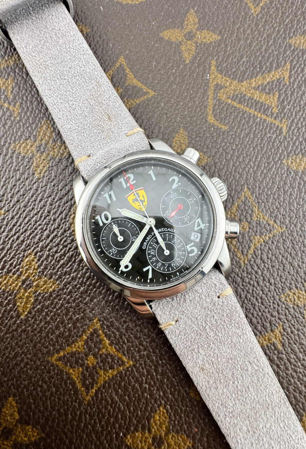 Girard Perregaux Ferrari Chronograph Steel Case Carbon Dial Automatic Swiss Made