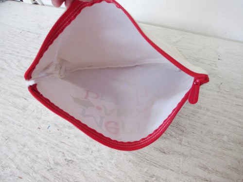 Thirty One Merry and Bright Zipper Pouch Storage Bag Christmas - Picture 3 of 4