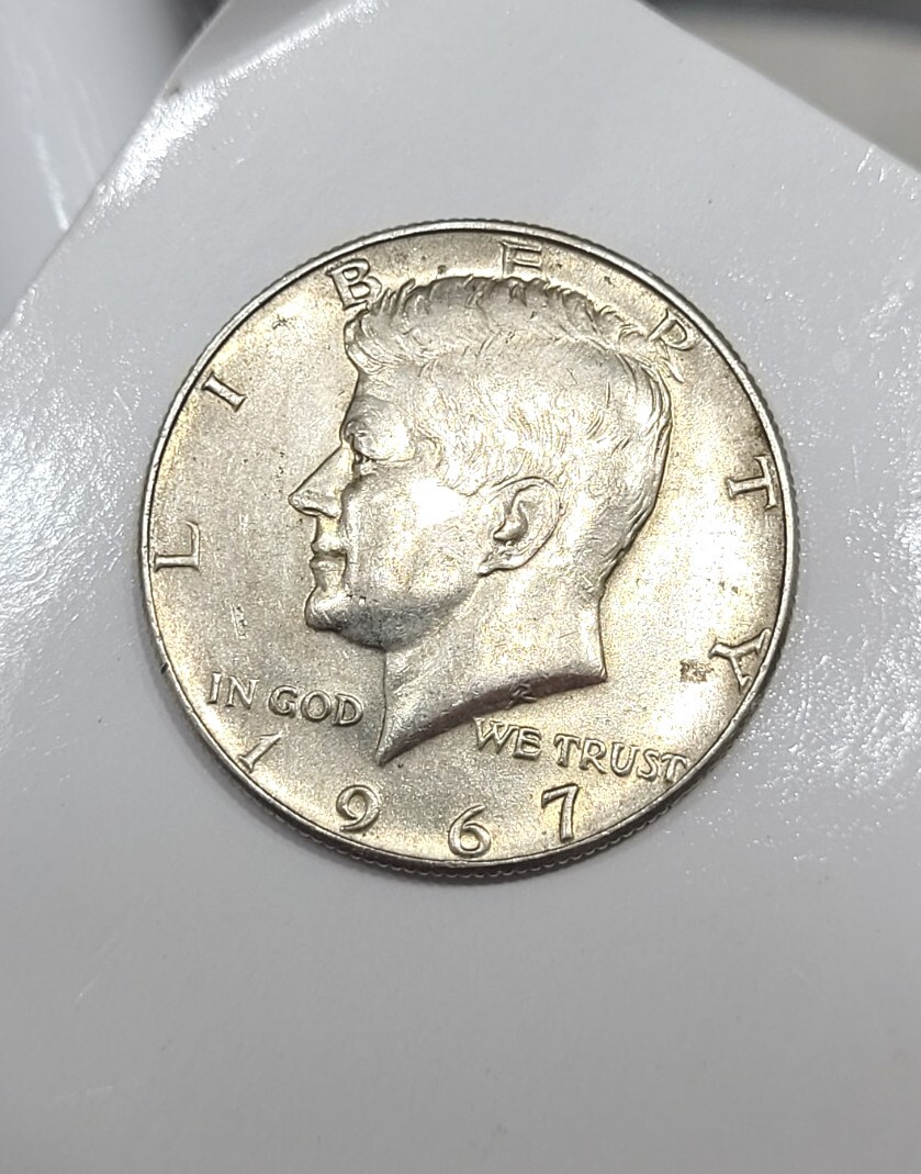 1967 Kennedy Half Dollar Double Die Obverse. 40 % Silver. XF-AU