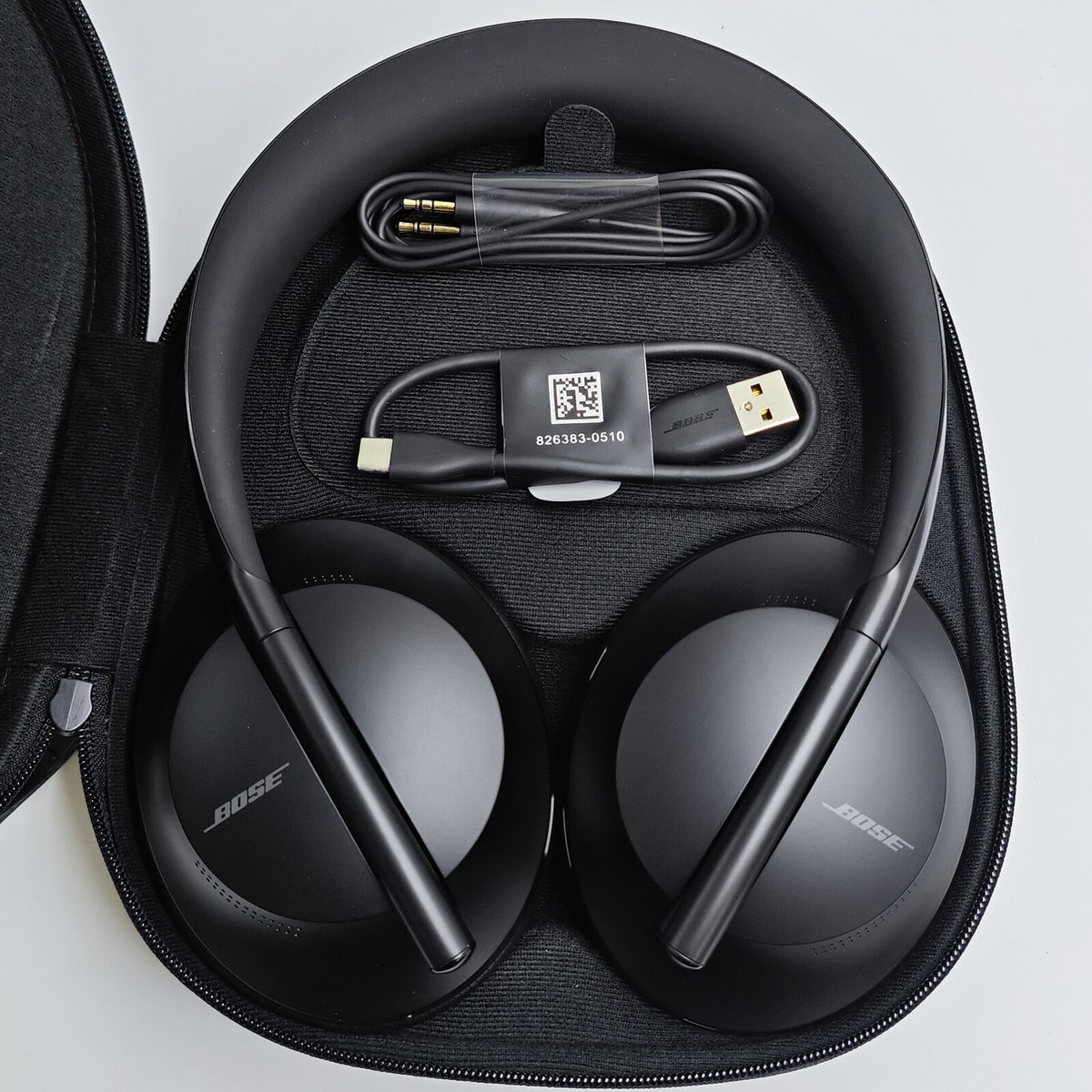 BOSE NC700 Noise canceling ブラック ケース付き Bose NC700 Over-Ear Noise Cancelling Wireless Bluetooth Headphones
