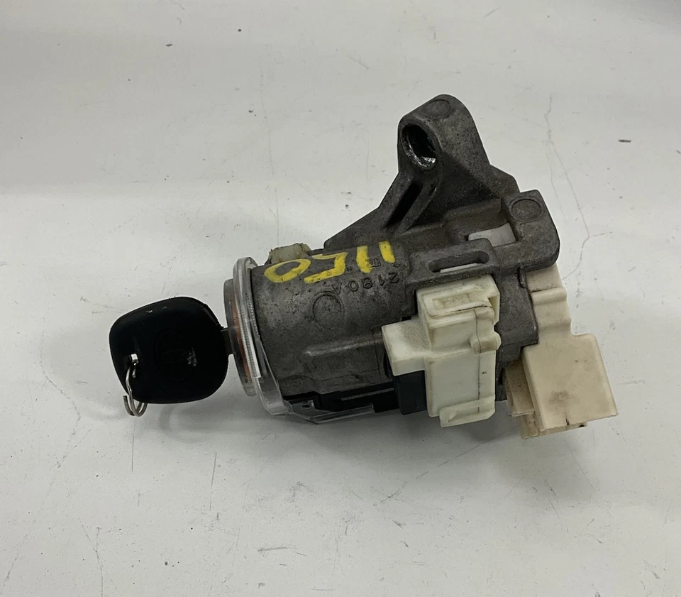 Toyota Camry 2018 interruptor de encendido cilindro de bloqueo con llave OEM Foto 4 de 4