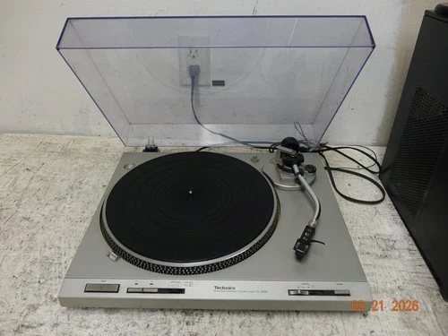 Technics SL-D202 2-Speed Automatic Direct-Drive Turntable (1981) ~ Needs Stylus