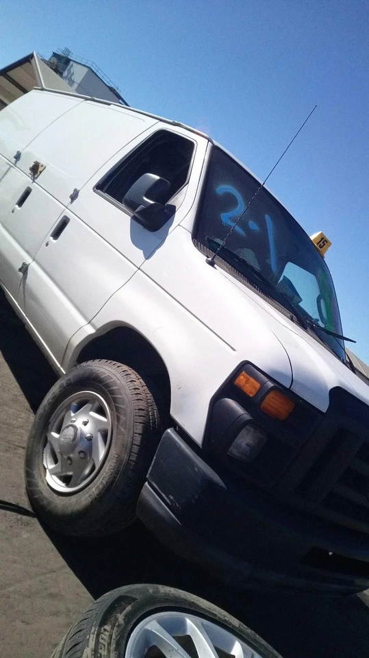 2011 Ford E250 Van Right Tail Light Assembly White OEM Used 461298 Foto 4 de 4