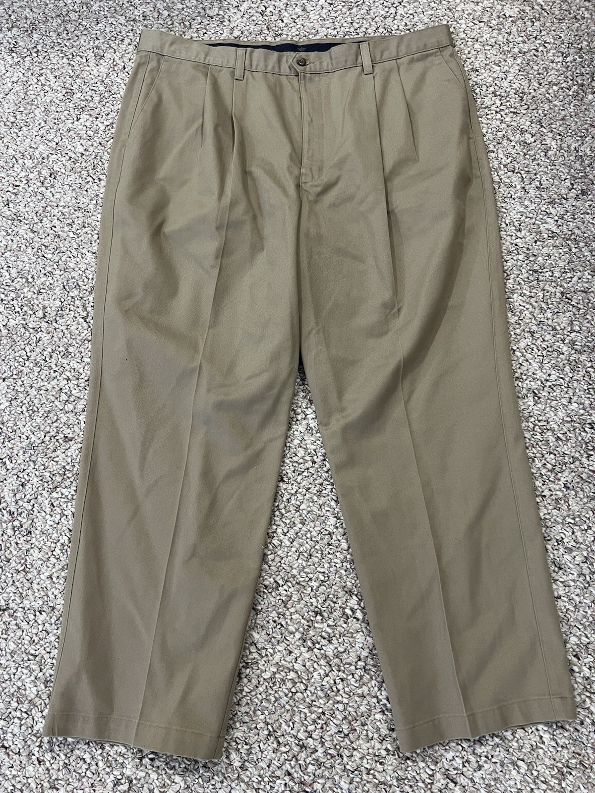 Vintage Dockers Pants Mens 42x30 Brown Classic Fit Pleated Twill 100% Cotton