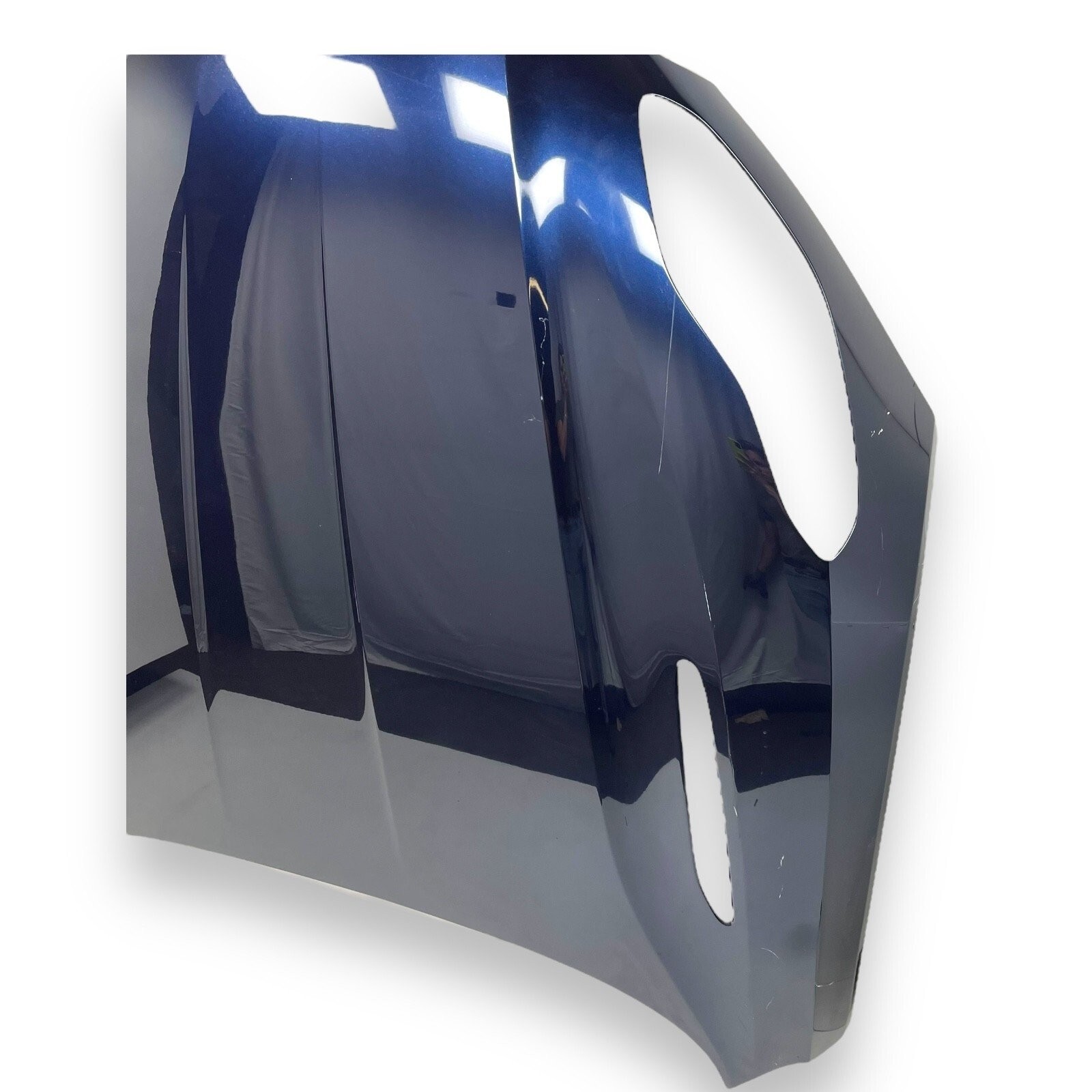 Aston Martin DB11 2018-2022 Front Shell P/N MY633973268BA