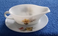 Pyrex Autumn Glory Gravy Boat or Sauce Dish with Saucer (F)
