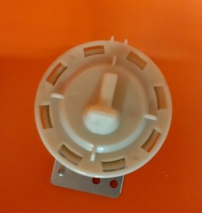 Waschmaschine BEKO WMB71642S Druckschalter