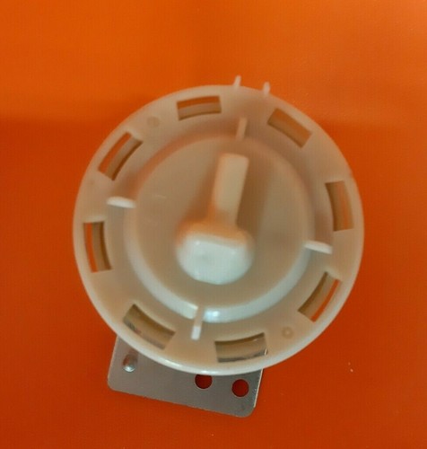 Waschmaschine BEKO WMB71642S Druckschalter