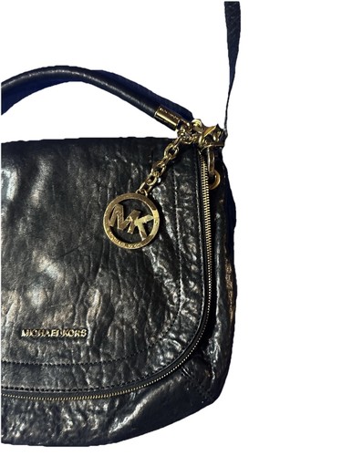 Corps croisé Michael Kors en cuir noir avec quincaillerie dorée, sangle longue/poignée courte - Photo 2/7