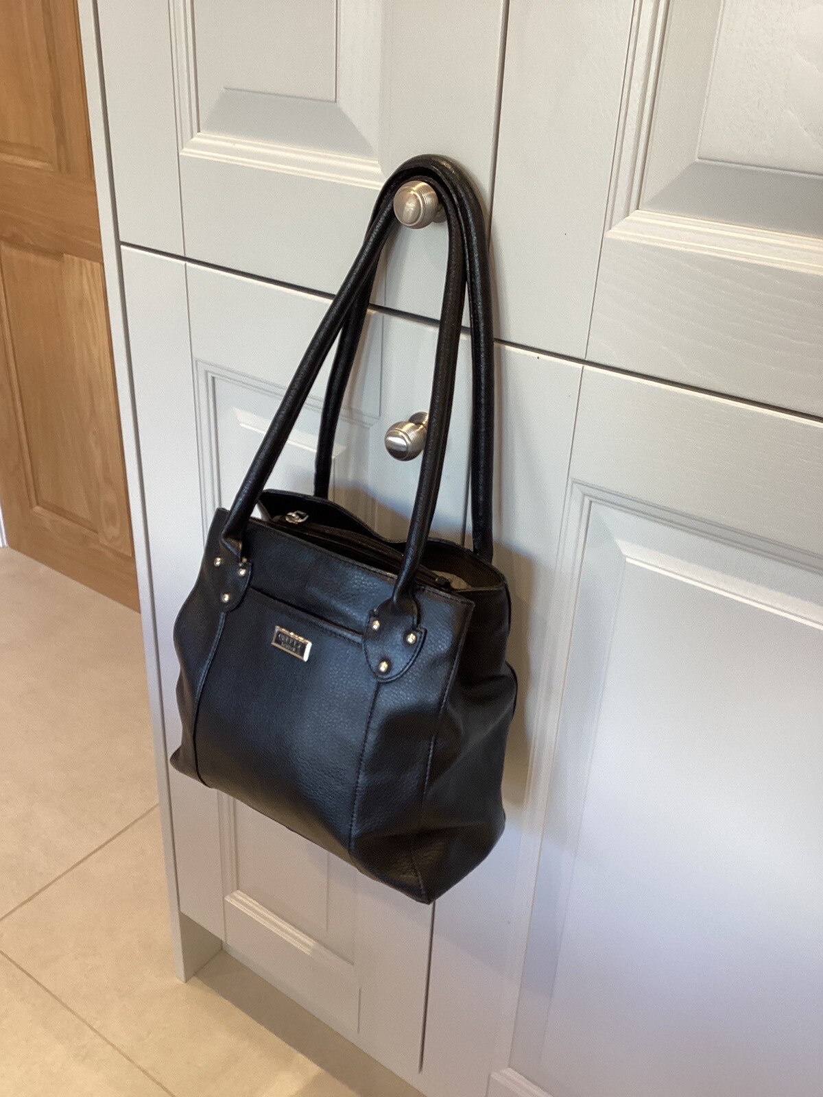 Ladies Black Leather OSPREY Hand Bag Very Good Condition eBay