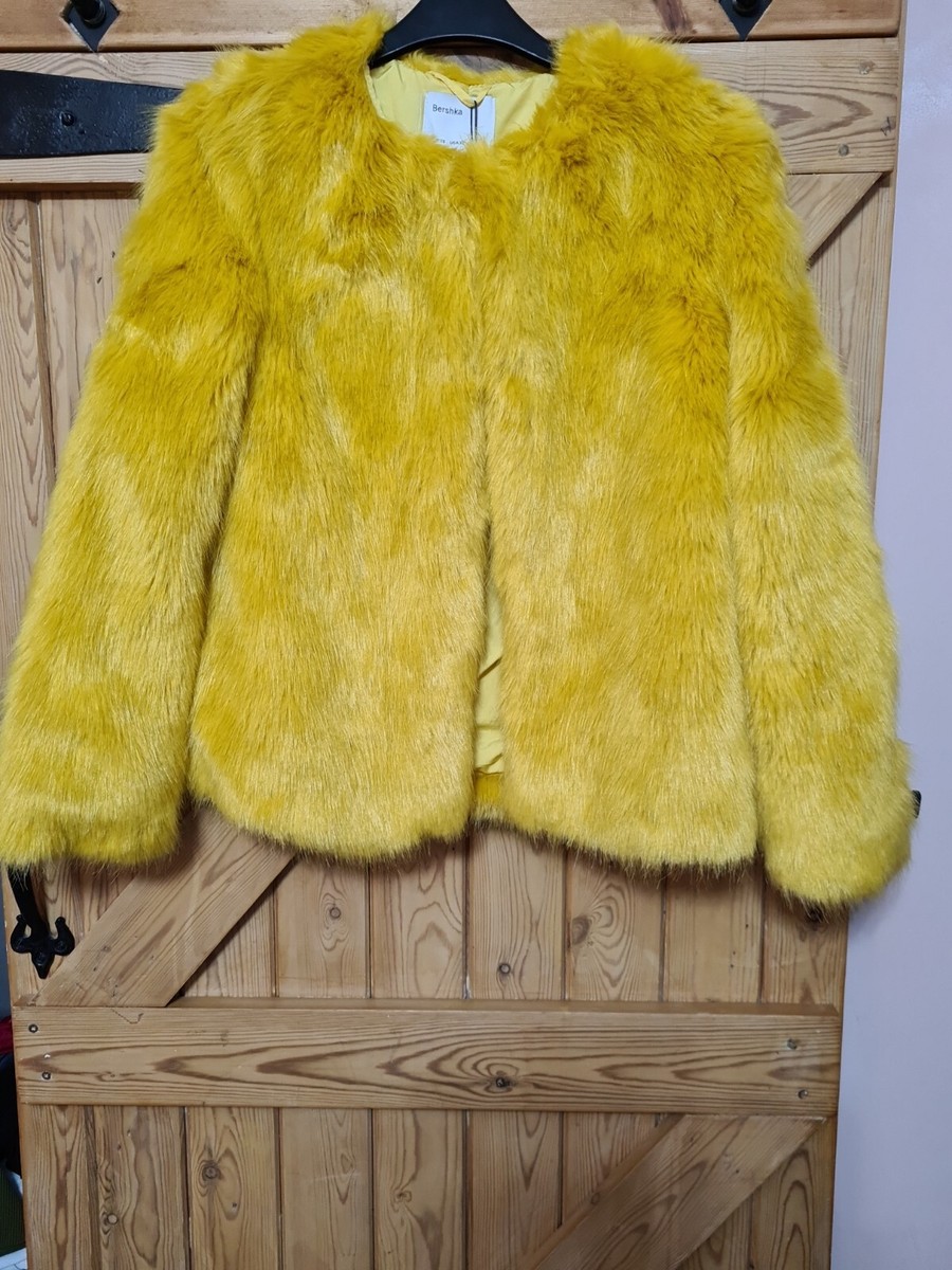 Bershka Womens Faux Fur Cropped Coat, Size XS, yellow, new