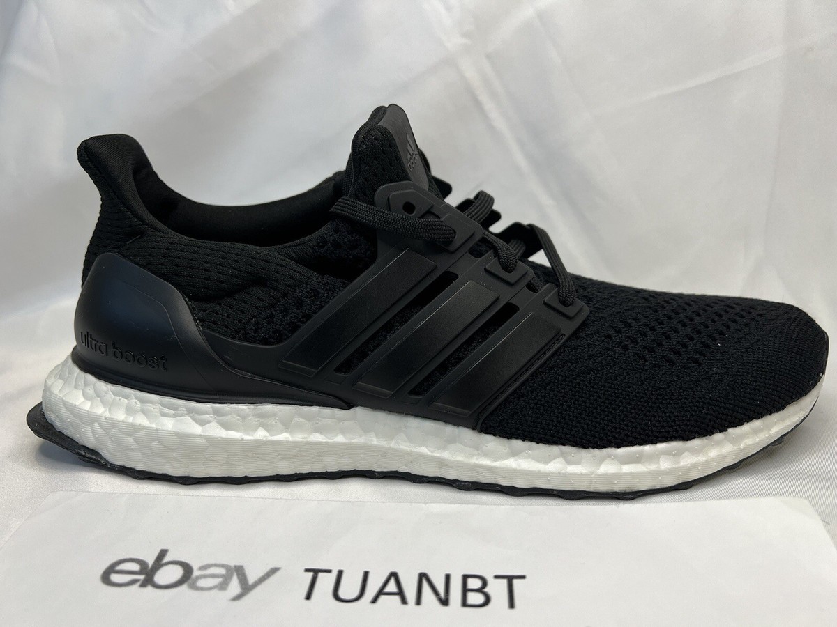 BRAND NEW Adidas Ultraboost 1.0 Classic HQ4206 size 9 -RIGHT BRAND NEW Adidas Ultraboost 1.0 Classic HQ4206 size 9 -RIGHT