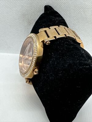 Michael Kors Parker MK5865 Women Rose Gold Analog Dial  display picture 3