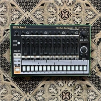 Roland TR-8 Rhythm Composer Drum Machine w/ Power Adapter & Box