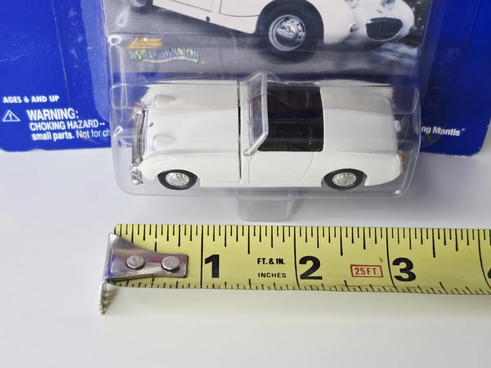 Johnny Lightning - British Invasion - 1959 Austin Healey Sprite White - 1:64 - Image 2 of 4