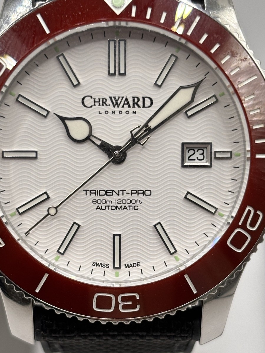 Christopher Ward C60 Trident Pro 600 Mk2 43mm Red bezel (10/2015
