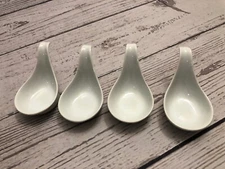 Fiddle + Fern Porcelain Spoon Shaped Mini Tasters