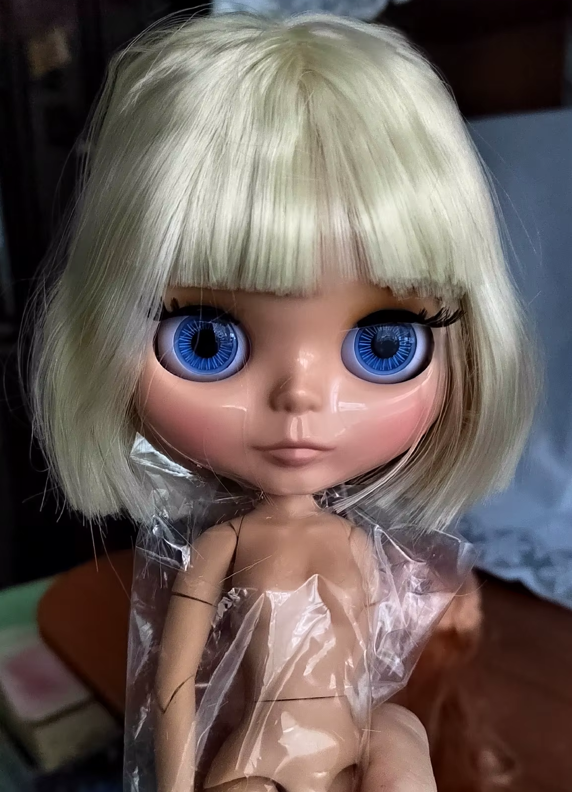 Blythe Doll Blonde Hair Shiny Face Medium Skin BJD 4-Color Eyes Collectible Toy