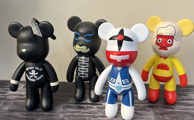 Popobe Bear Lot of 4 - 5'' Figure (1 is a Bag Clip)