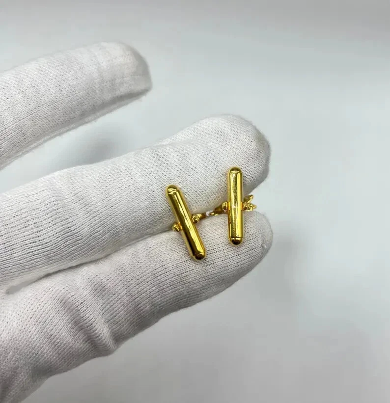 Gemelos para hombre enchapados en oro amarillo de 14 quilates corte ovalado de 1,80 quilates creado en laboratorio Foto 3 de 4