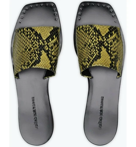 $260 FREDA SALVADOR JESSA EMBOSSED LEATHER SLIDE SANDAL LIME SNAKE 38 (D7)