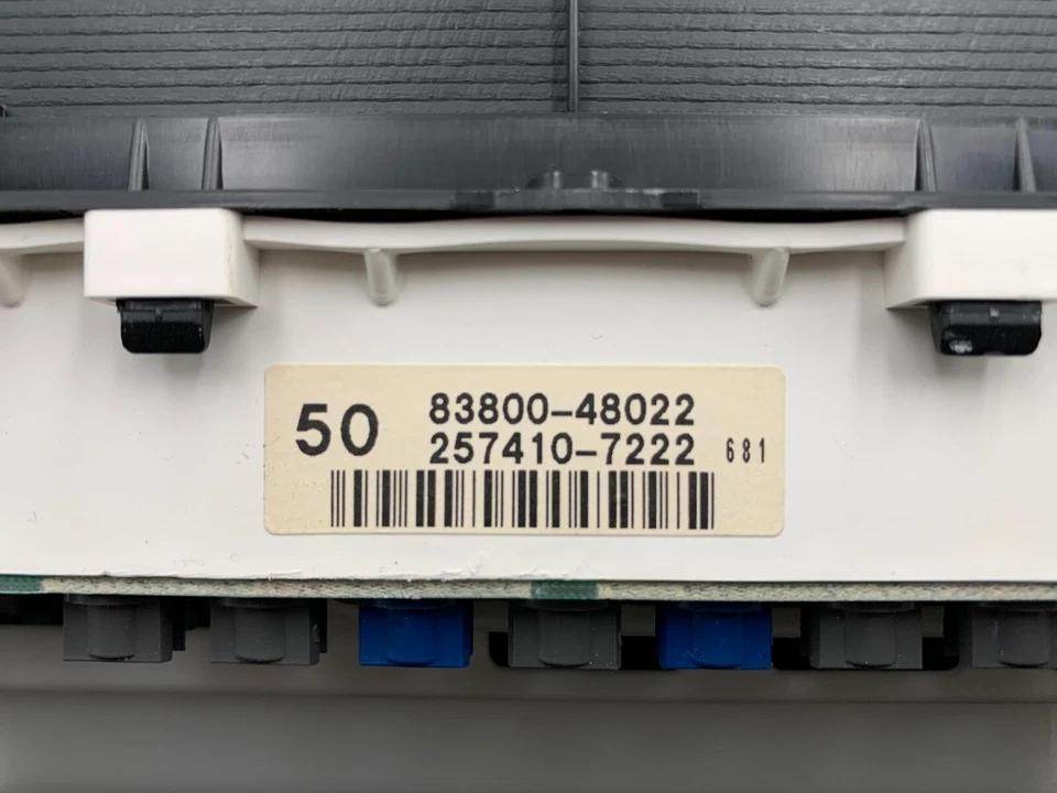 *Tablero de instrumentos velocímetro 2000 01 02 03 Lexus RX300 143.474 millas Foto 3 de 3