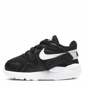 boys nike running trainers