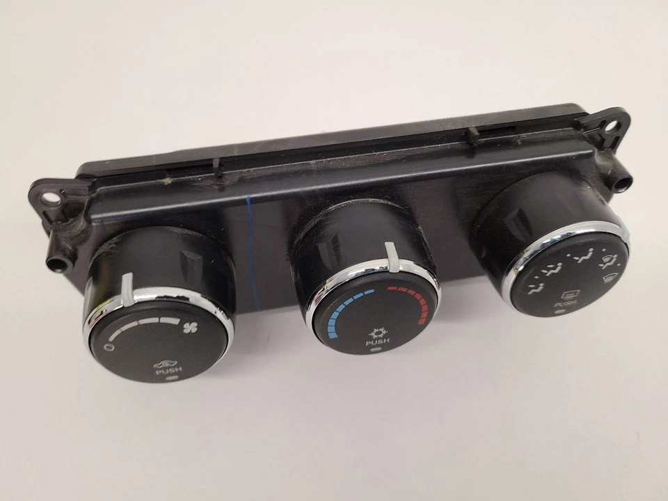 2008-2012 JEEP LIBERTY Temperature Control Manual 55111935AA 08-12 - Image 2 of 4