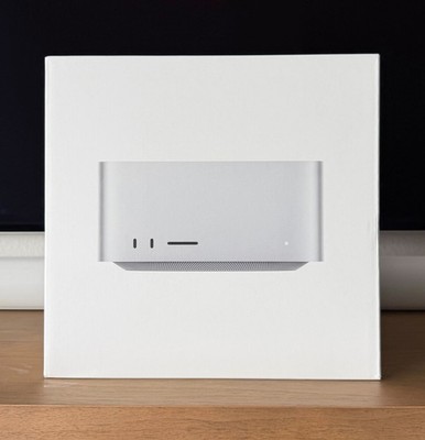 Brand New Apple Mac Studio M4 Max 16-Core CPU 40-Core GPU 128GB Memory 512GB SSD