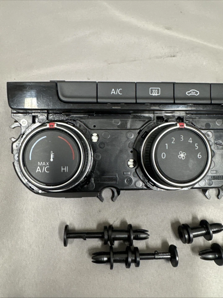 2015-2019 Volkswagen Golf OEM Manual Climate Control Unit Assembly Heated Seats - Image 2 of 4