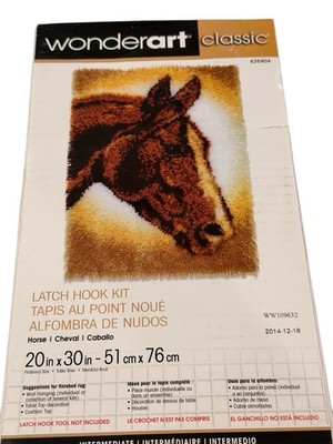 HORSE Classic Latch Hook Kit Spinrite Caron Wonderart 20''X30'' 426404 MADE IN USA