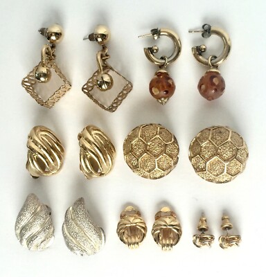 Lot De 7 Paires De Boucles D'oreilles Vintage – Clips Et Pendantes – Métal Doré – Occasion TB