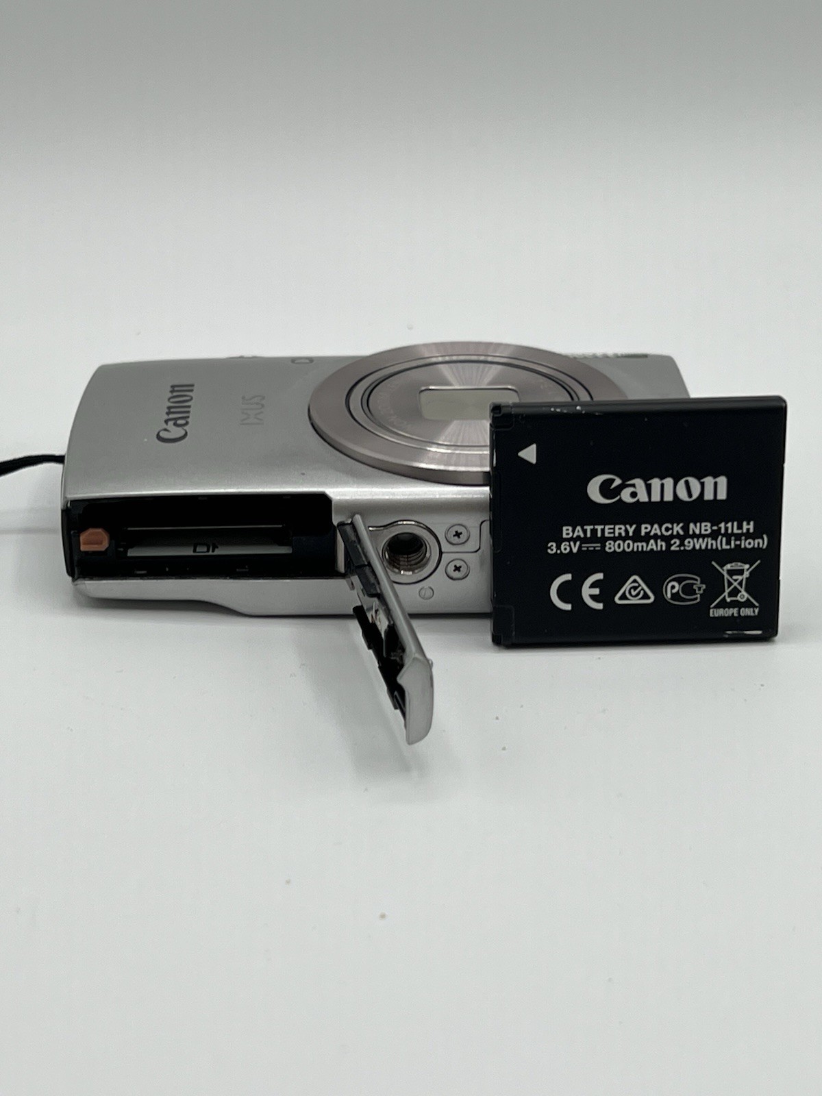 Canon IXUS 160 20 MegaPixel Digital Compact Camera 8x Optical Zoom image 9