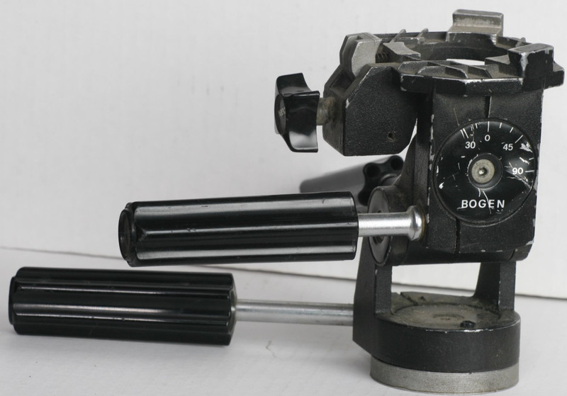 Bogen Manfrotto 3047 3-WAY Tripod Head - Made In Italy, very used  / still works