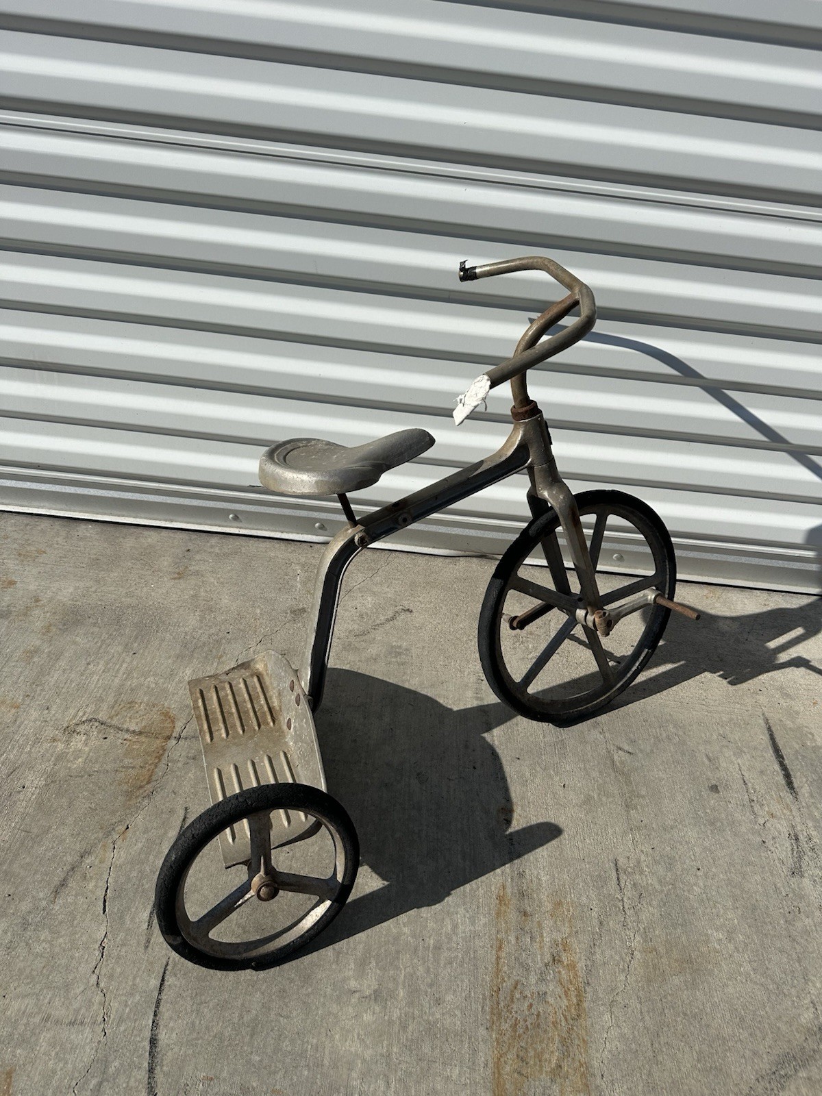 (Used) Vintage Collectible Anthony Bros. Convert-O Cast Aluminum Tricycle (115.00 USD) (Used) Vintage Collectible Anthony Bros. Convert-O Cast Aluminum Tricycle (115.00 USD)