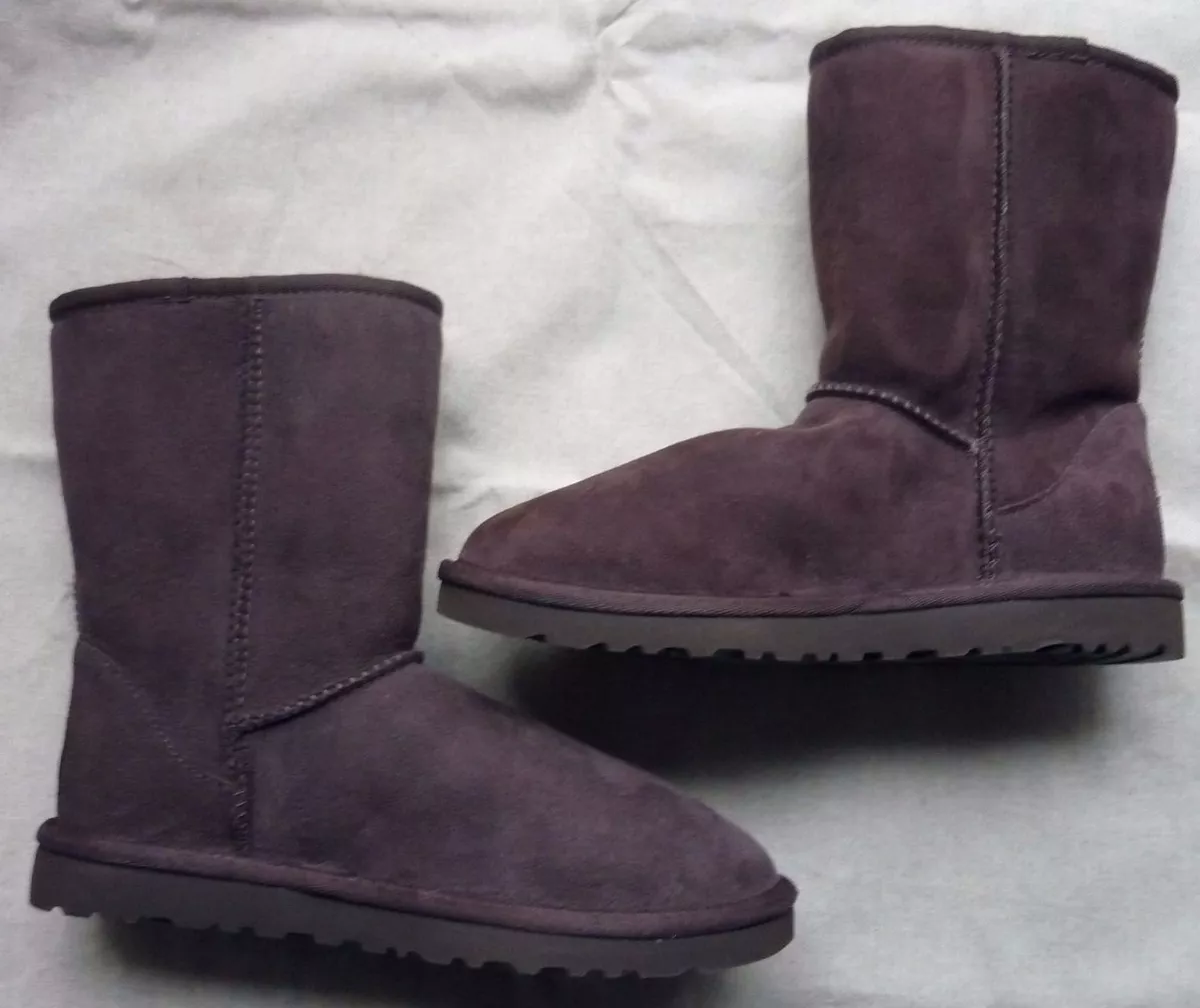UGG Australia 5825 Classic Short Sheepskin Chocolate Brown Boots