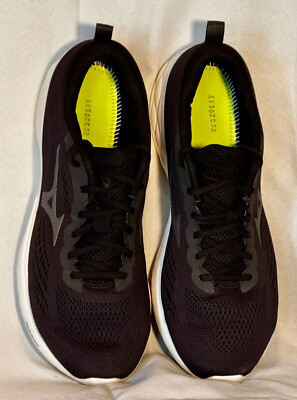 Men's US14 Mizuno Wave Revolt 2 Black Training Shoes J1GC2181, Gently Used