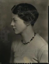 Press Photo Betty W Rugee  - mja14906