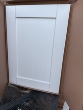 KITCHEN DOOR - GOOD QUALITY SOLID MAPLE  WHITE PRIMED 500 X 720 STOCK DZ604