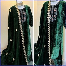 Pakistani Designer Embroidered Velvet Shalwar Kameez Dupatta XL