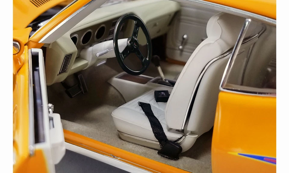 A1801224 1/18 PONTIAC GTO JUDGE COUPE 1971 LAST RAM AIR MADE YELLOW - Photo 4/4