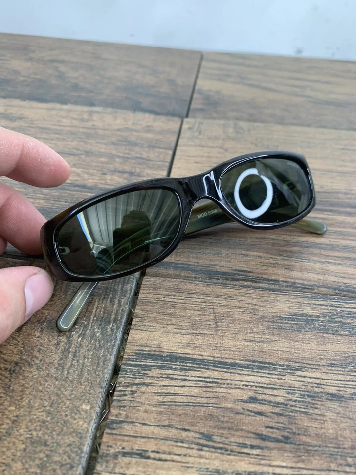 Lentes sólidas Police Glasses 5398 114 G3 Foto 2 de 4