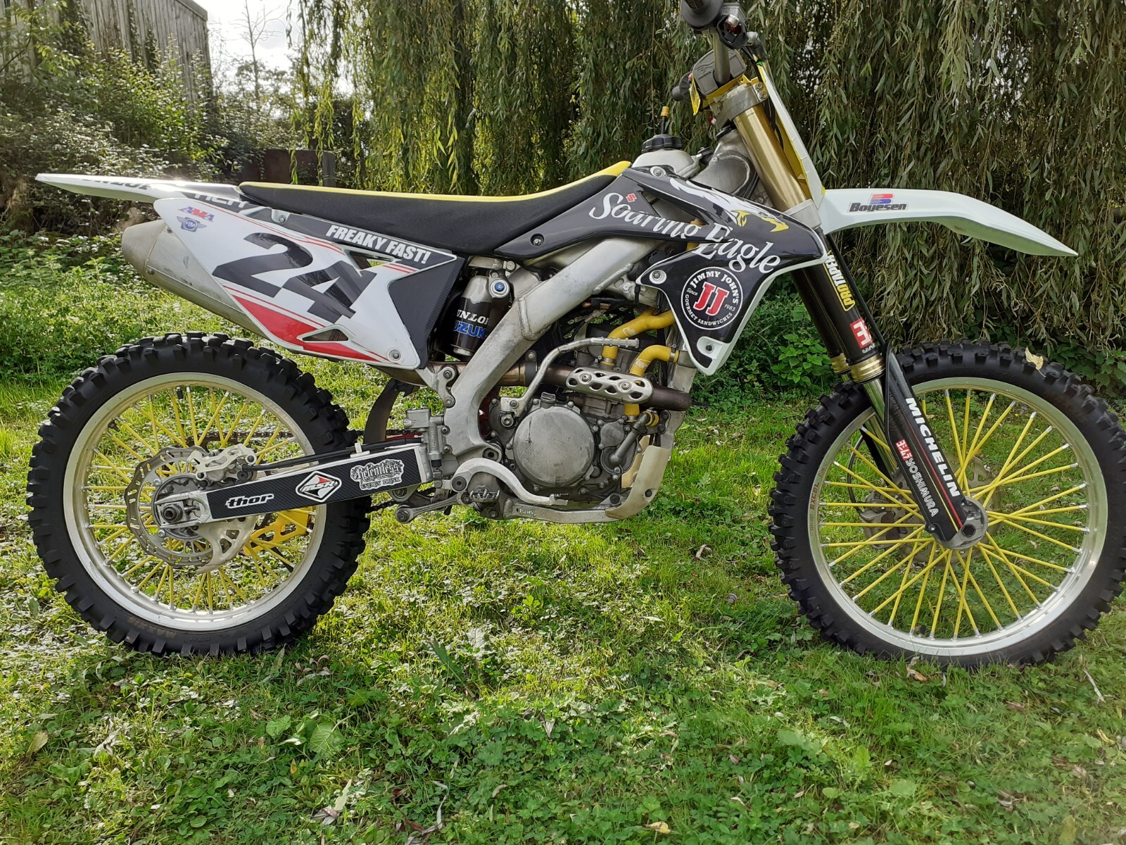 SUZUKI RMZ 250 2011 Fuel injected motocross bike. Immaculate. Piston